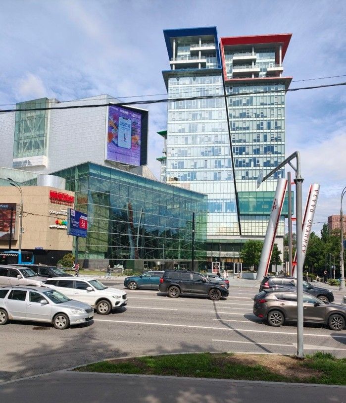 фасад дома, здание по адресу г Москва, ул Ярцевская, д 19 